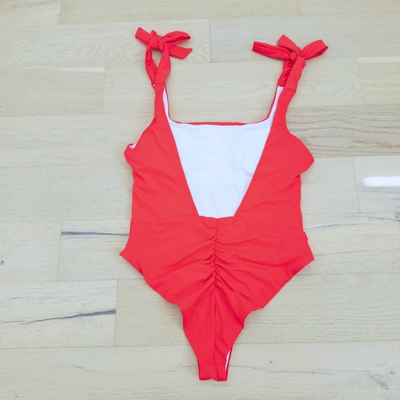 Womens Swimsuit Size XL One Piece Ruched Tie Strap Resort Vacation Summer - Picture 3 of 4